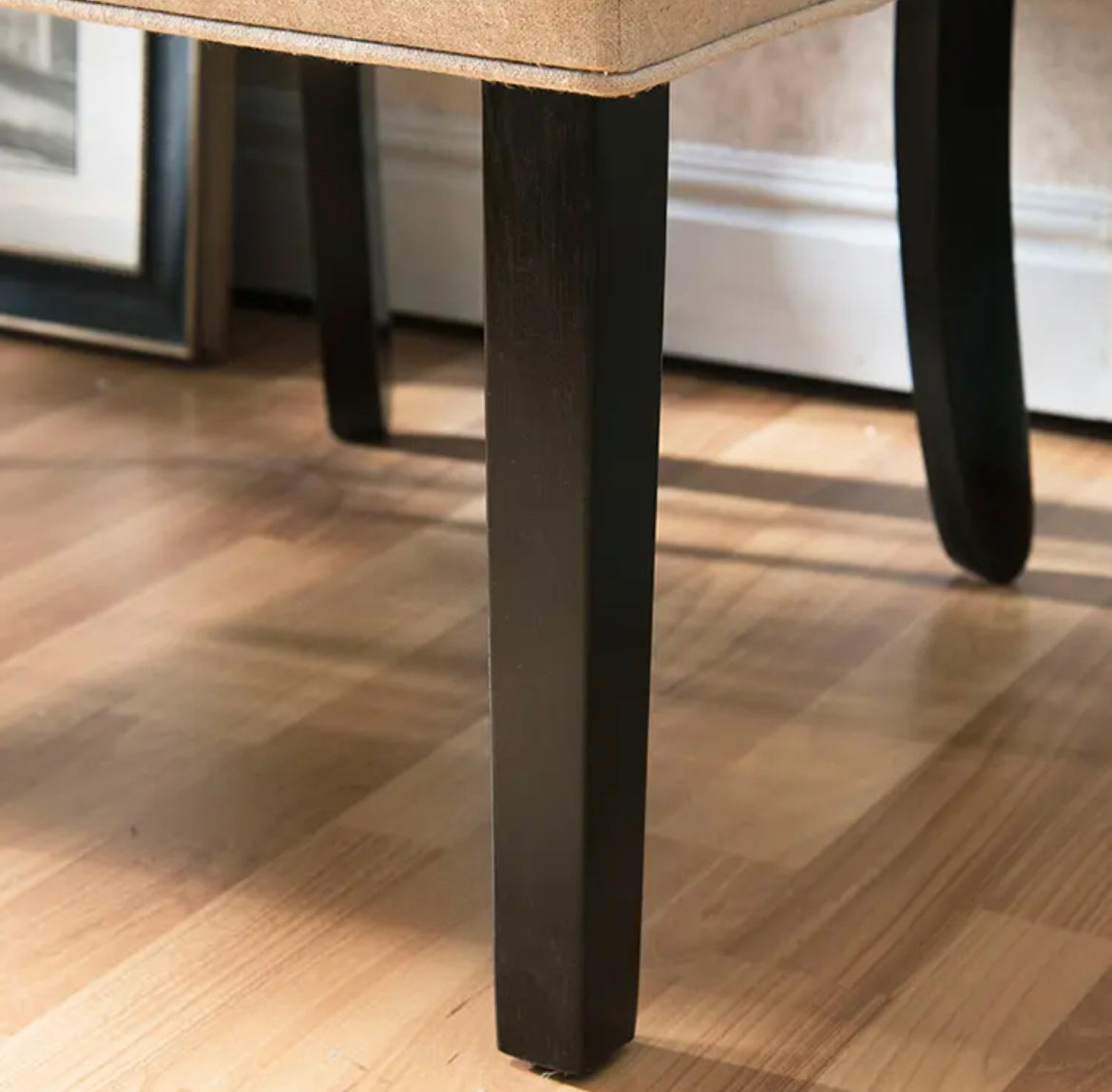 Modern Tufted Velvet Dining Chair - Luxury, Customizable