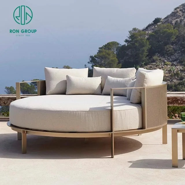 Outdoor Furniture Designer New Villa Hotel Garden Luxury Furniture Sets