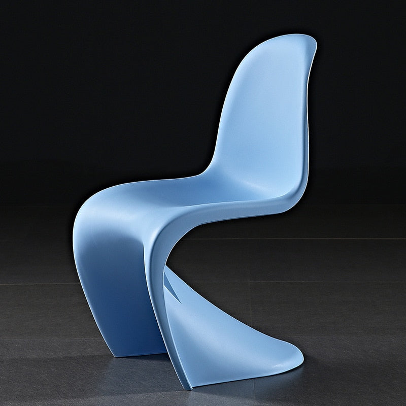 Pandong S-Type Dining Chair - Plastic, Stackable, Modern Design