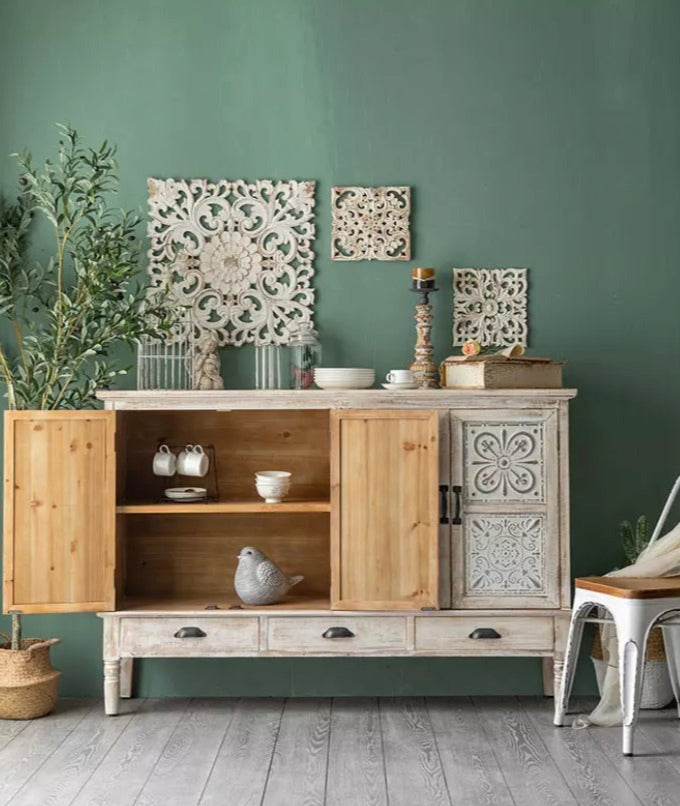 Nordic Vintage Furniture Hand Carved Doors Large Storage Luxury Wooden Cabinet Vintage Schränke