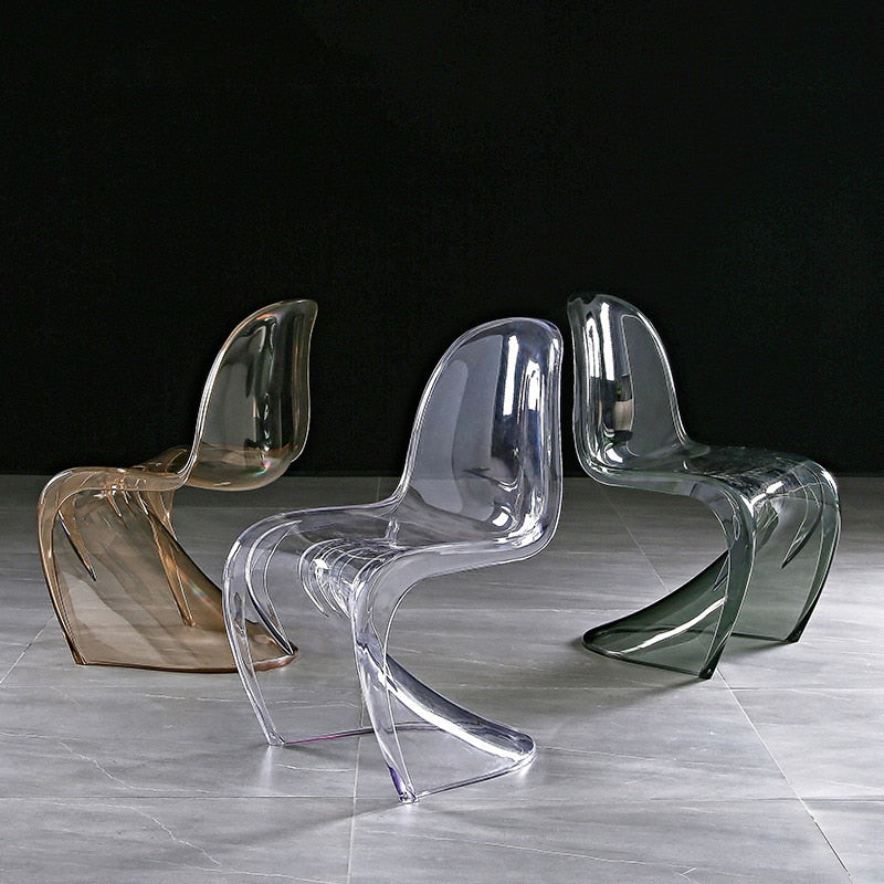 Pandong S-Type Dining Chair - Plastic, Stackable, Modern Design